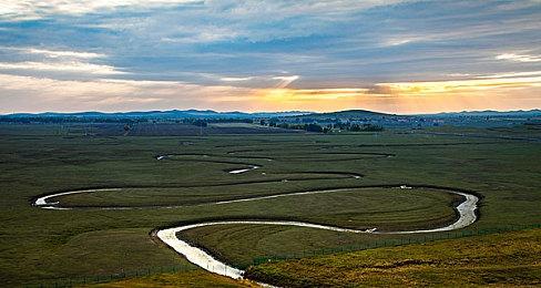 存在溜车风险 特斯拉宣布召回35辆电动半挂卡车